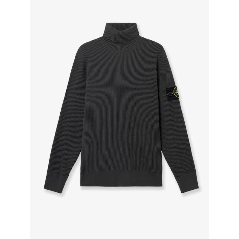 Certified virgin wool turtleneck sweater