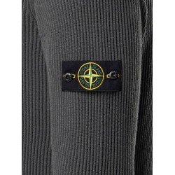 Certified virgin wool turtleneck sweater