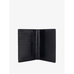 Leather passport case with Intrecciato motif