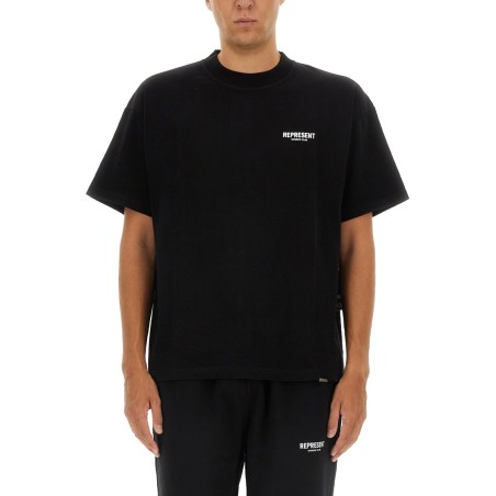 T-SHIRT CON LOGO