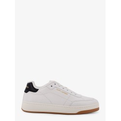 Leather sneakers