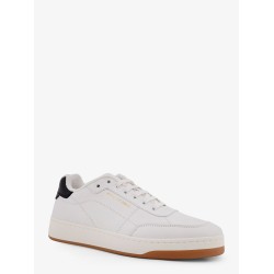 Leather sneakers