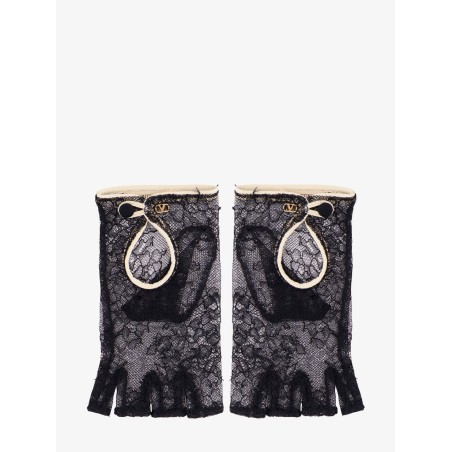 Lace gloves with leather profiles