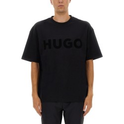 OVERSIZED LOGO T-SHIRT
