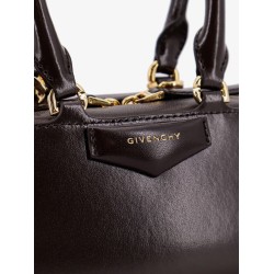 Antigona East West Mini leather shoulder bag