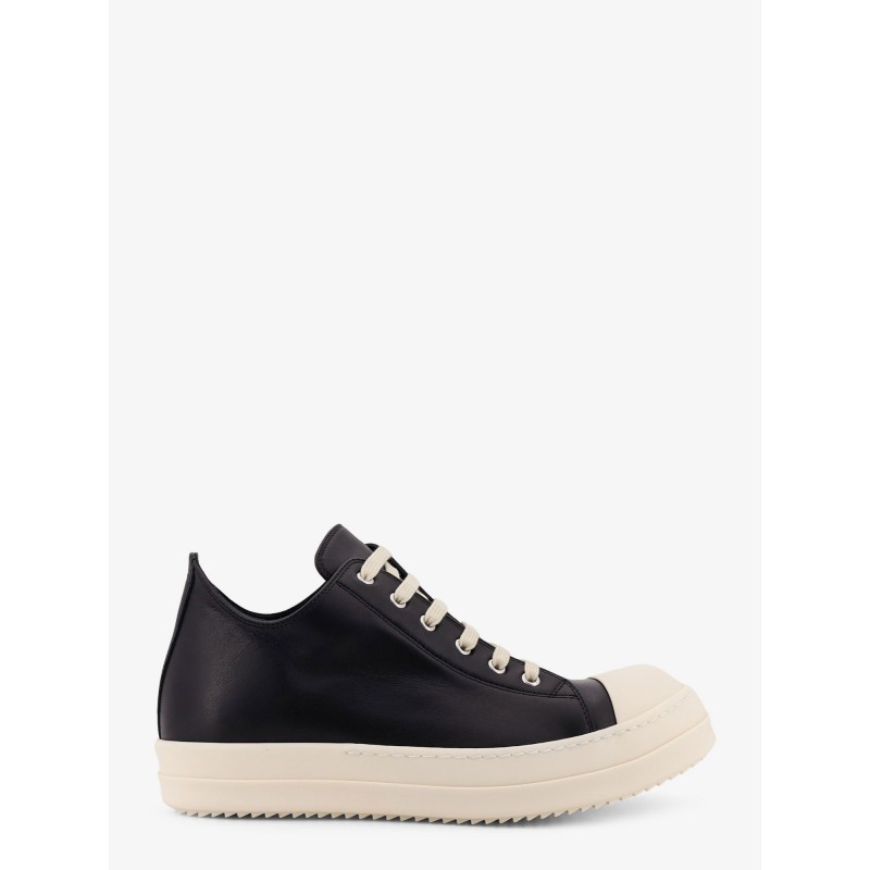 Leather low-top sneakers