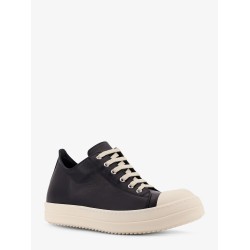 Leather low-top sneakers