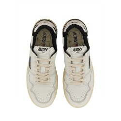 SNEAKER CLC