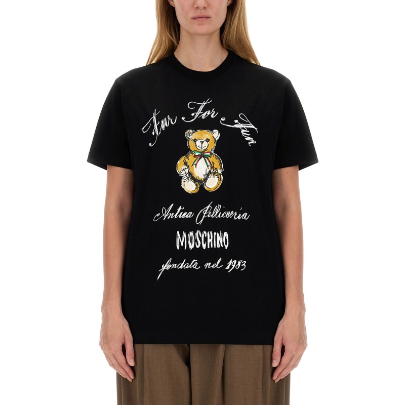 T-SHIRT CON LOGO