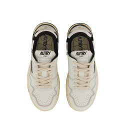 SNEAKER CLC