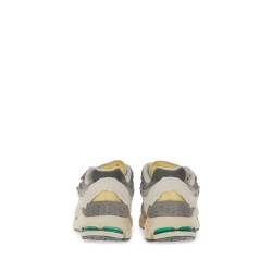 SNEAKER "M2002"
