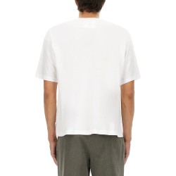 T-SHIRT WITH "LISTEN" PRINT