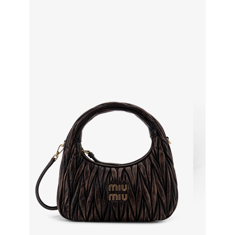Wander matelassé leather shoulder bag