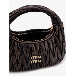 Wander matelassé leather shoulder bag