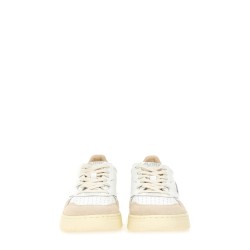 "MEDALIST LOW" SNEAKER