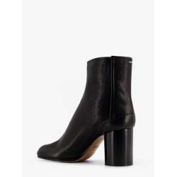 Tabi leather ankle boots