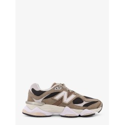 9060 low-top mesh sneakers with suede interts