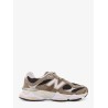 9060 low-top mesh sneakers with suede interts