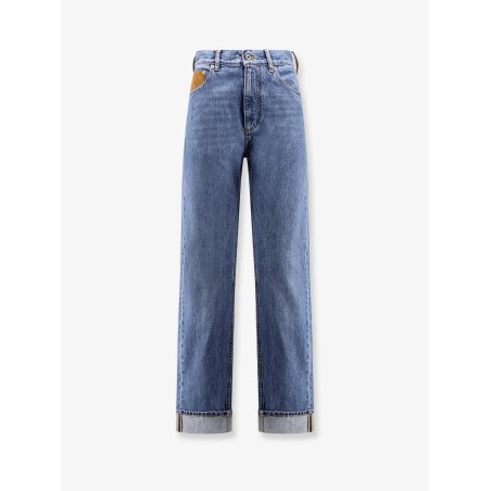 Turned up jeans with straight leg