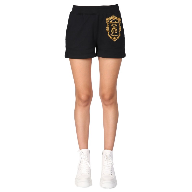 SHORTS WITH LOGO