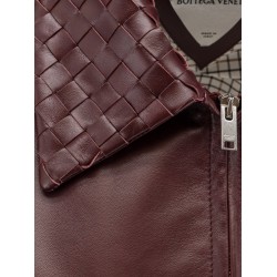 Leather jacket with Intrecciato motif collar