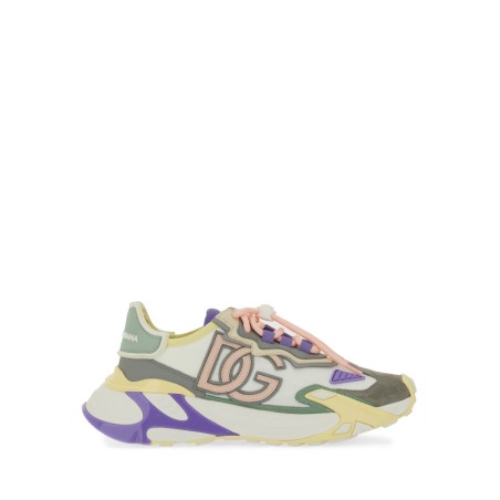 SNEAKER WITH LOGO