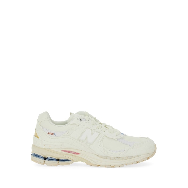 "2002R PROTECTION PACK" SNEAKER