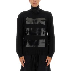 SWEATER WITH TAPE
