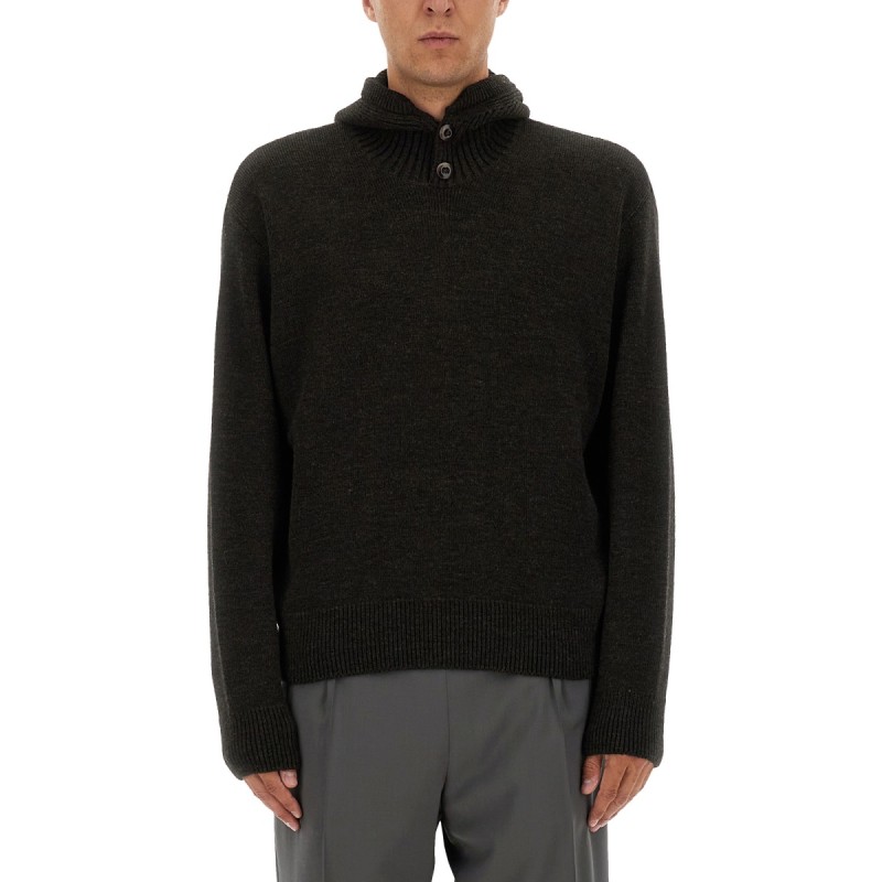 HOODED SWEATER
