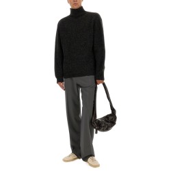 TURTLENECK SWEATER