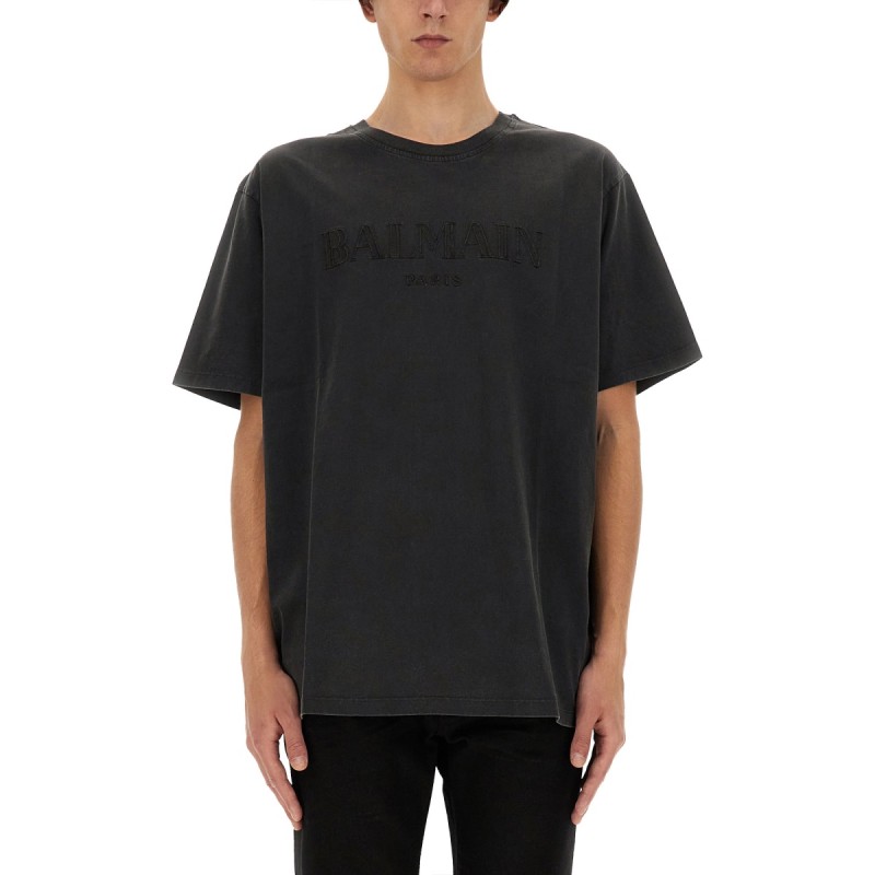 T-SHIRT WITH LOGO