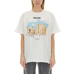 T-SHIRT WITH LOGO