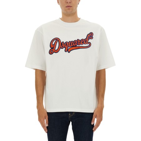 T-SHIRT WITH LOGO