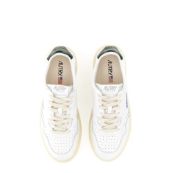 SNEAKER MEDALIST