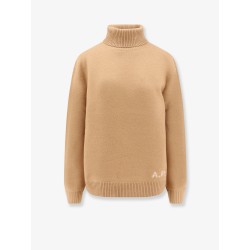 Walter vrgin wool turtleneck