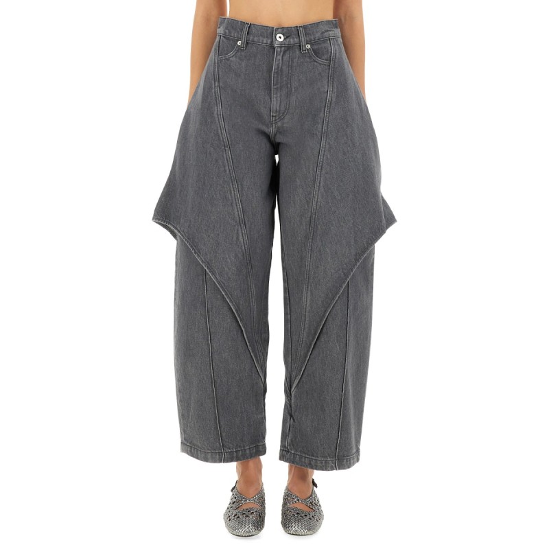 "SCULPTURAL" JEANS