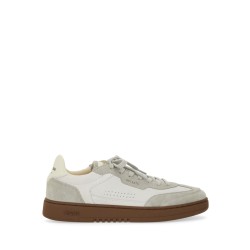 "SAYS T-TOE" SNEAKER