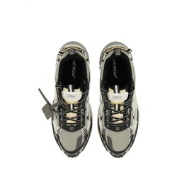"BE RIGHT BACK" SNEAKER