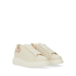 OVERSIZED SNEAKER