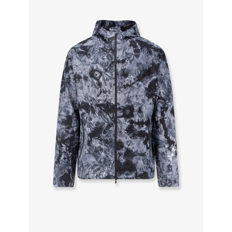 Run nylon jacket