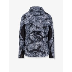 Run nylon jacket