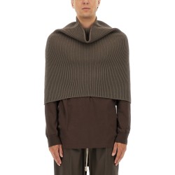 KNITTED CAPE