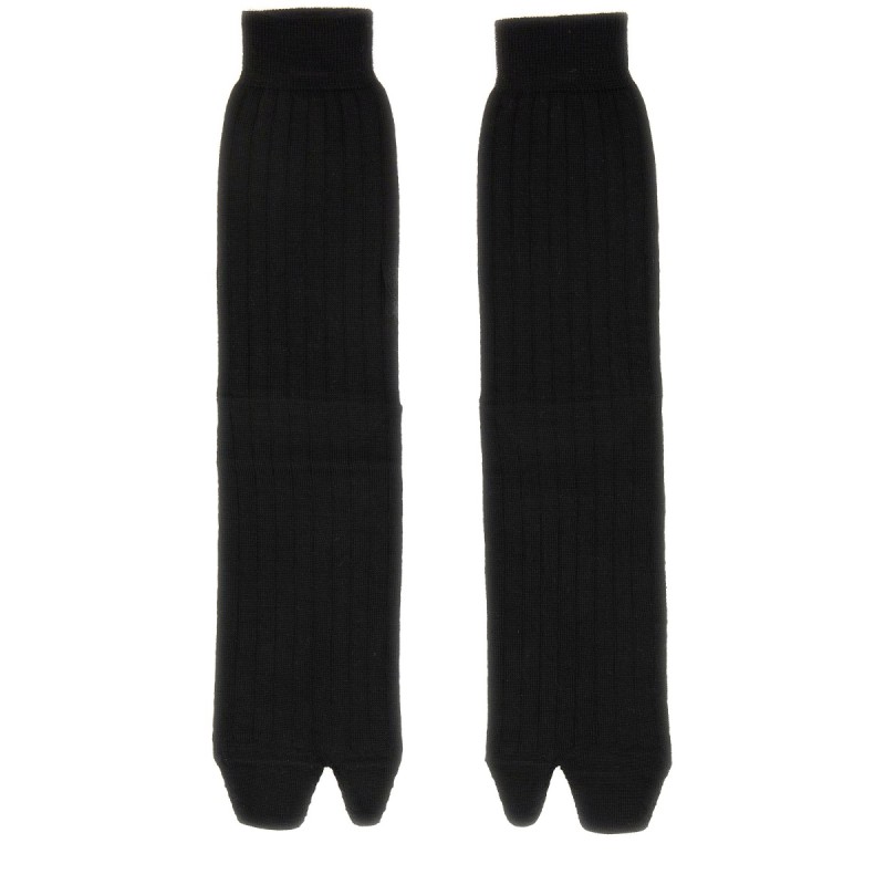 TABI SOCKS.