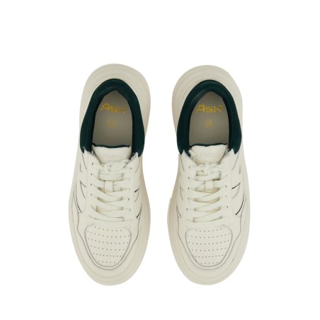 "ICONIC" SNEAKER