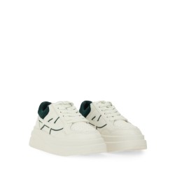 "ICONIC" SNEAKER
