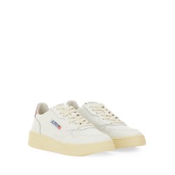 SNEAKER "MEDALIST LOW"