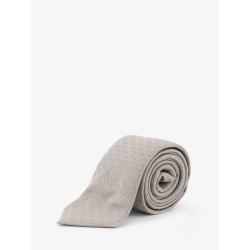 Silk tie