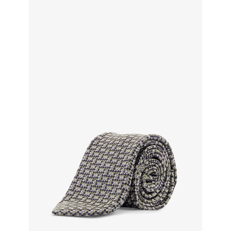 Silk tie