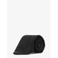 Wool tie