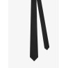 Wool tie